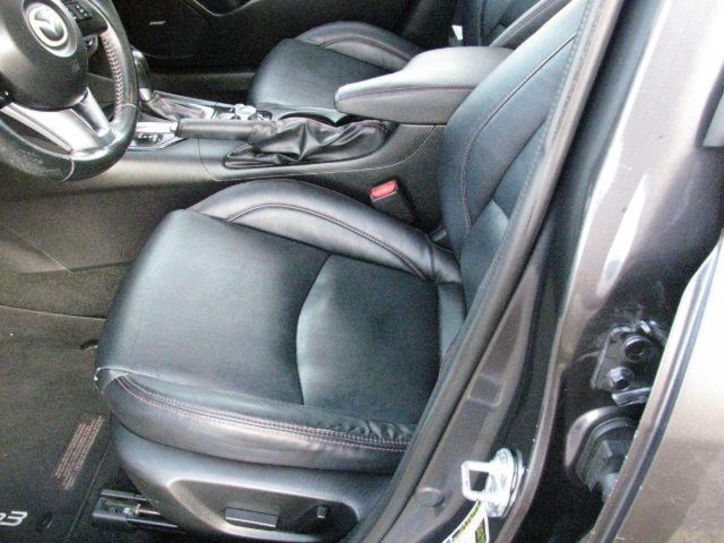 2014 Gray Mazda Mazda3 i Grand Touring (JM1BM1W78E1) with an SKYACTIV-G 2L I-4 gasoline direct injection engine, Automatic transmission, located at 2443 Albert Pike, Hot Springs, AR, 71913, (501) 623-6255, 34.492222, -93.109993 - Photo#8