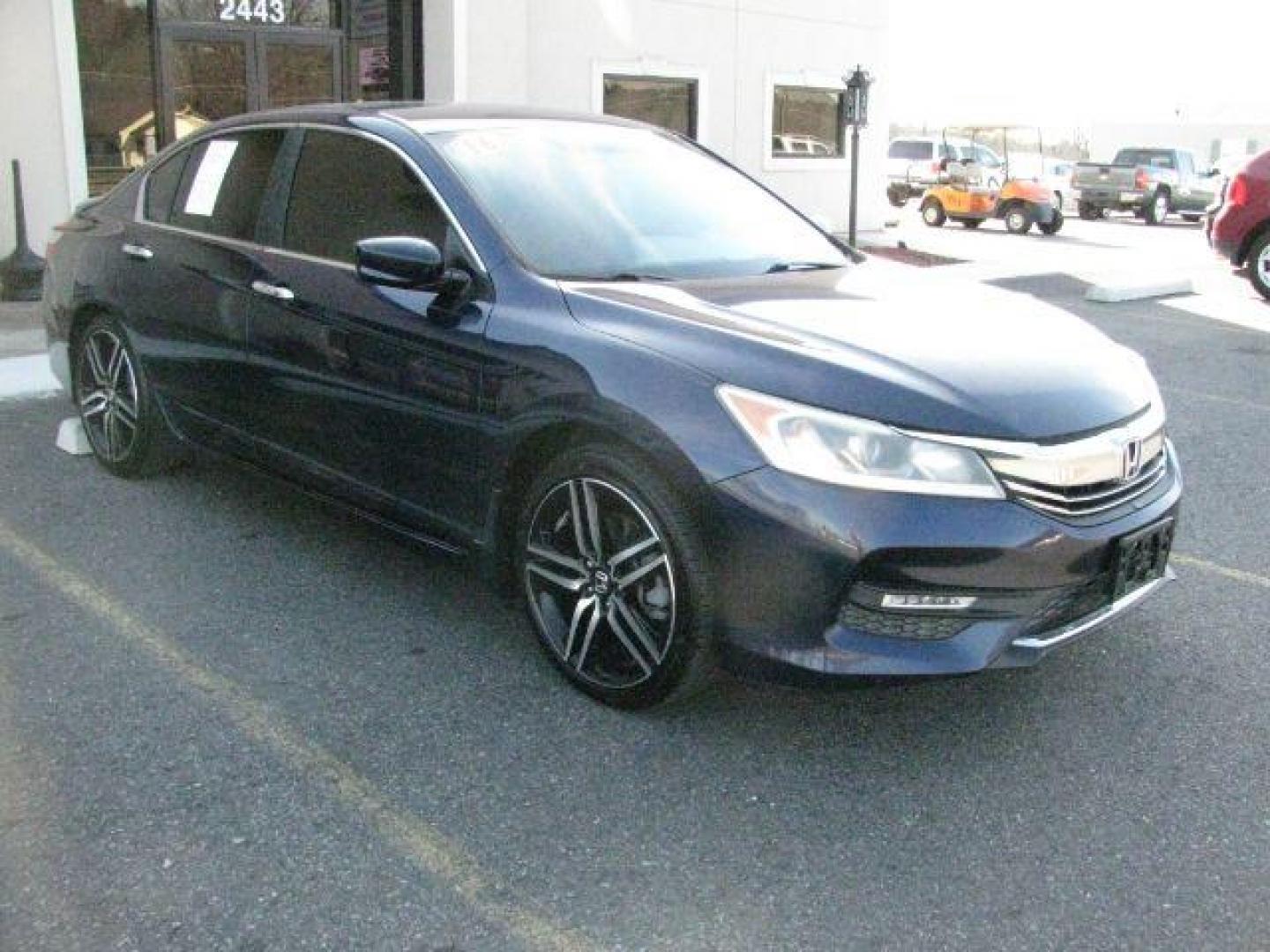 2016 Blue Honda Accord Sport (1HGCR2F54GA) with an 2.4L I-4 gasoline direct injection engine, Automatic transmission, located at 2443 Albert Pike, Hot Springs, AR, 71913, (501) 623-6255, 34.492222, -93.109993- Photo#5