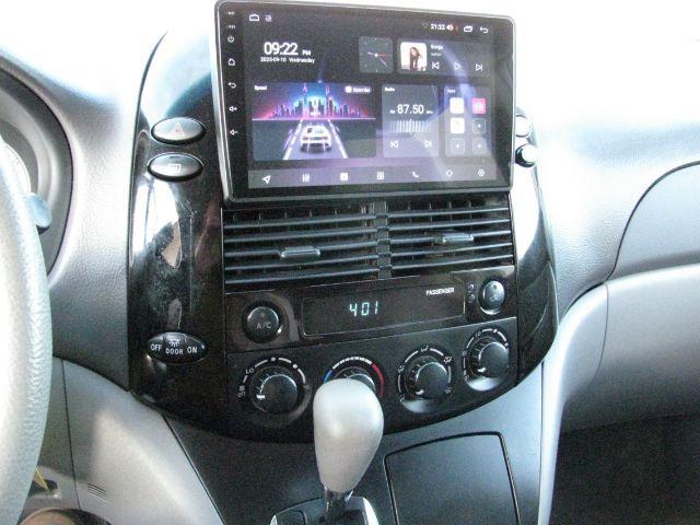 2009 Green Toyota Sienna CE (5TDZK23C49S) with an 3.5L V-6 DOHC engine, Automatic transmission, located at 2443 Albert Pike, Hot Springs, AR, 71913, (501) 623-6255, 34.492222, -93.109993 - Photo#9