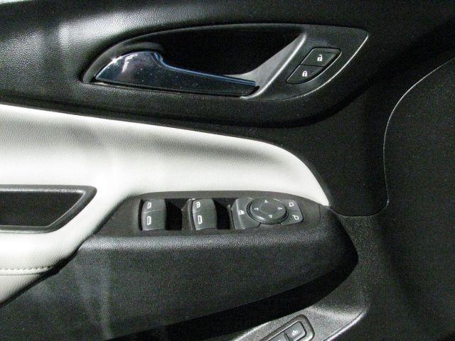 2020 White Chevrolet Equinox FWD Premier 1.5L Turbo (2GNAXNEV7L6) with an 1.5L I-4 gasoline direct injection engine, Automatic transmission, located at 2443 Albert Pike, Hot Springs, AR, 71913, (501) 623-6255, 34.492222, -93.109993 - Photo#10