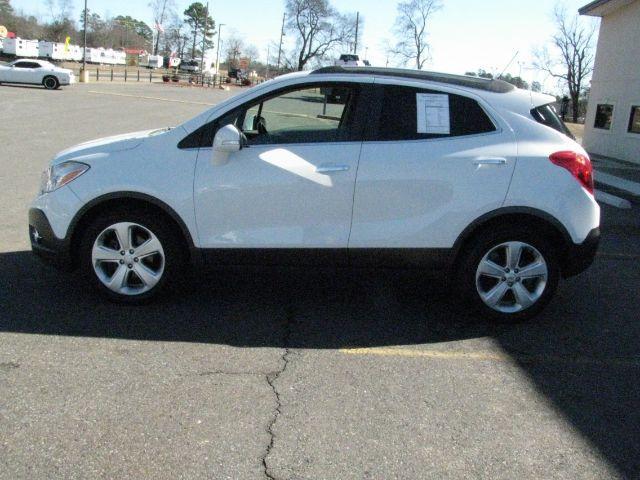 2016 White Buick Encore Convenience (KL4CJBSB8GB) with an Ecotec 1.4L I-4 DOHC engine, Automatic transmission, located at 2443 Albert Pike, Hot Springs, AR, 71913, (501) 623-6255, 34.492222, -93.109993 - Photo#4