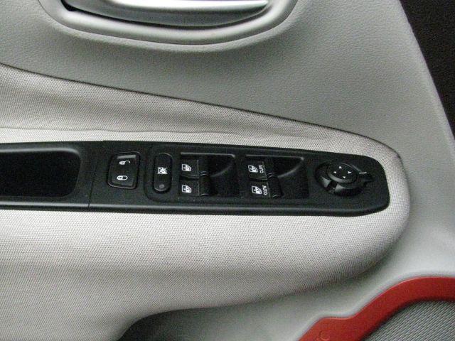 2015 Black Jeep Renegade Limited (ZACCJADT1FP) with an MultiAir2 Tigershark 2.4L I-4 variable valve contr engine, CVT transmission, located at 2443 Albert Pike, Hot Springs, AR, 71913, (501) 623-6255, 34.492222, -93.109993 - Photo#10