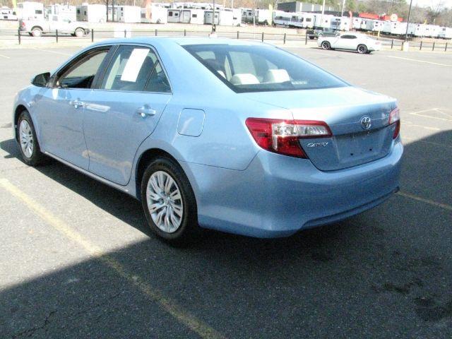 2012 Blue Toyota Camry LE (4T1BF1FK4CU) with an 2.5L I-4 DOHC engine, Automatic transmission, located at 2443 Albert Pike, Hot Springs, AR, 71913, (501) 623-6255, 34.492222, -93.109993 - Photo#2