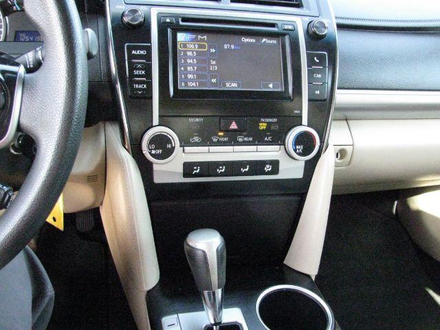 2012 Blue Toyota Camry LE (4T1BF1FK4CU) with an 2.5L I-4 DOHC engine, Automatic transmission, located at 2443 Albert Pike, Hot Springs, AR, 71913, (501) 623-6255, 34.492222, -93.109993 - Photo#9