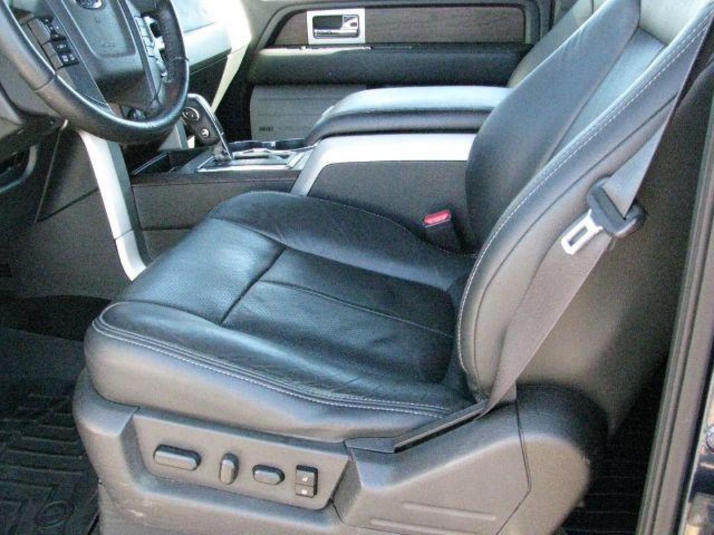 2014 Blue Ford F-150 LARIAT (1FTFW1CT1EK) with an EcoBoost 3.5L V-6 gasoline direct injection engine, Automatic transmission, located at 2443 Albert Pike, Hot Springs, AR, 71913, (501) 623-6255, 34.492222, -93.109993- Photo#9