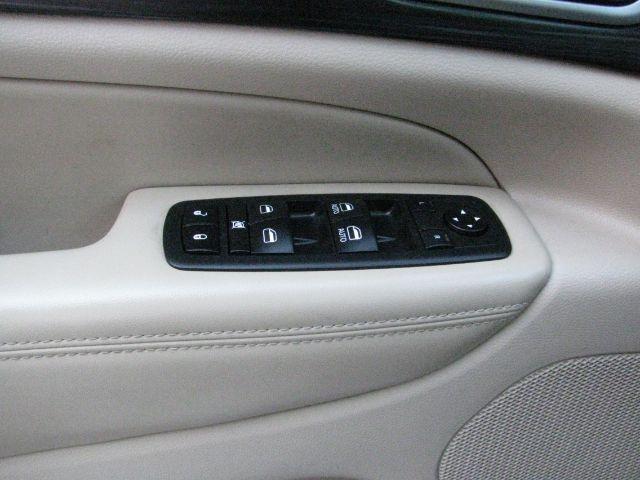 2020 White Jeep Grand Cherokee Laredo E 4X2 (1C4RJEAG7LC) with an Pentastar 3.6L V-6 DOHC engine, Automatic transmission, located at 2443 Albert Pike, Hot Springs, AR, 71913, (501) 623-6255, 34.492222, -93.109993 - Photo#10