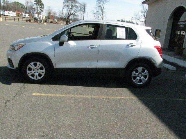 2017 Silver Chevrolet Trax LS (3GNCJKSB9HL) with an Ecotec 1.4L I-4 DOHC engine, Automatic transmission, located at 2443 Albert Pike, Hot Springs, AR, 71913, (501) 623-6255, 34.492222, -93.109993 - Photo#1