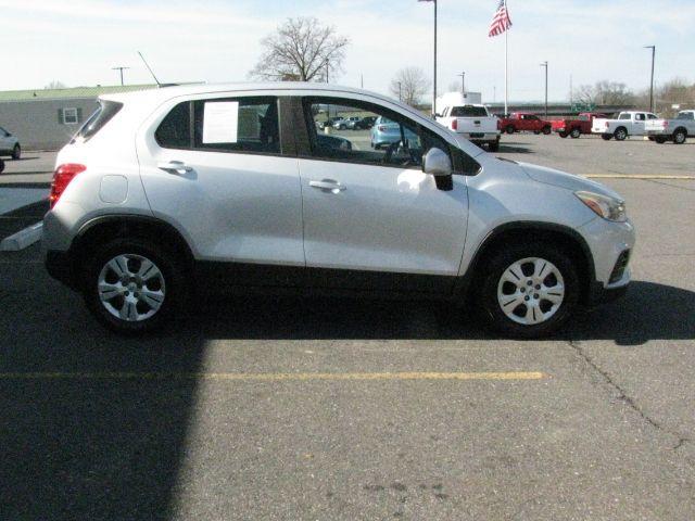 2017 Silver Chevrolet Trax LS (3GNCJKSB9HL) with an Ecotec 1.4L I-4 DOHC engine, Automatic transmission, located at 2443 Albert Pike, Hot Springs, AR, 71913, (501) 623-6255, 34.492222, -93.109993 - Photo#4