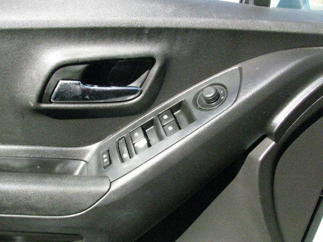 2017 Silver Chevrolet Trax LS (3GNCJKSB9HL) with an Ecotec 1.4L I-4 DOHC engine, Automatic transmission, located at 2443 Albert Pike, Hot Springs, AR, 71913, (501) 623-6255, 34.492222, -93.109993 - Photo#10