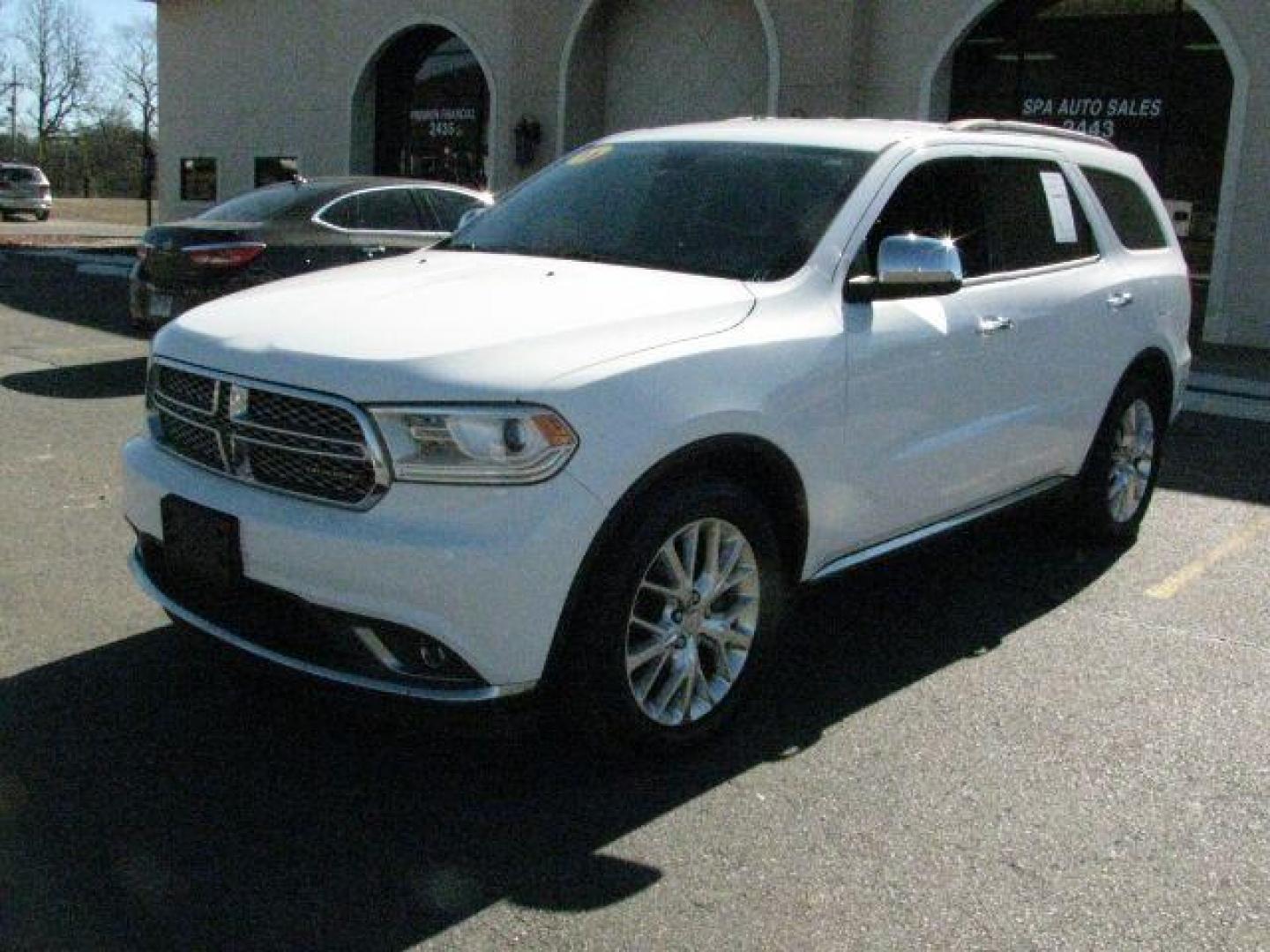 2016 White Dodge Durango SXT (1C4RDHAG3GC) with an Pentastar 3.6L V-6 DOHC engine, Automatic transmission, located at 2443 Albert Pike, Hot Springs, AR, 71913, (501) 623-6255, 34.492222, -93.109993 - Photo#0