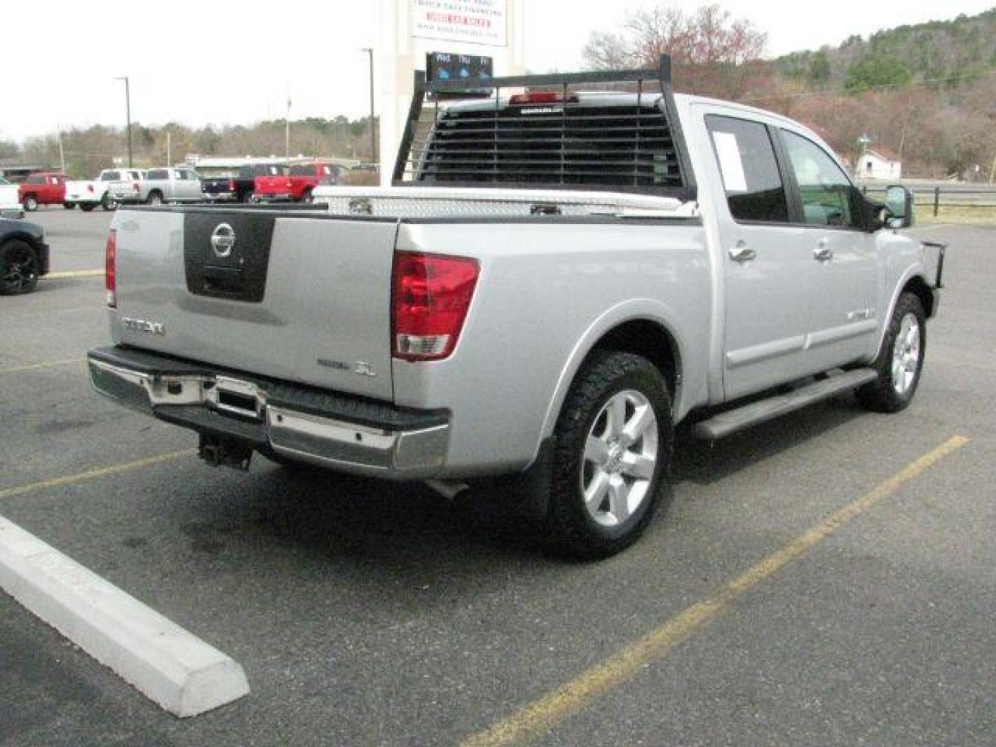 2012 Silver Nissan Titan SL (1N6BA0ED0CN) with an Endurance 5.6L V-8 DOHC engine, Automatic transmission, located at 2443 Albert Pike, Hot Springs, AR, 71913, (501) 623-6255, 34.492222, -93.109993 - Photo#2