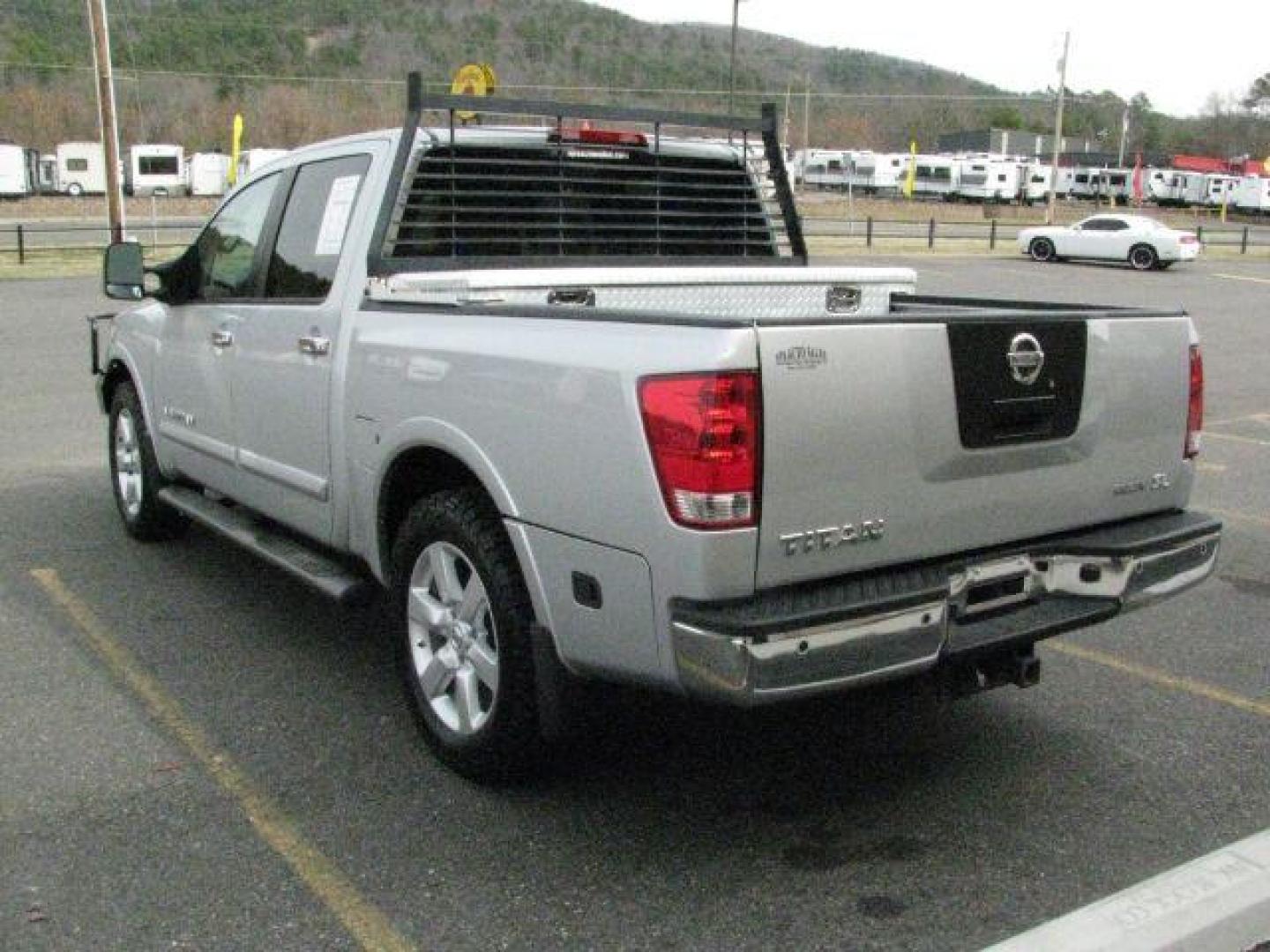 2012 Silver Nissan Titan SL (1N6BA0ED0CN) with an Endurance 5.6L V-8 DOHC engine, Automatic transmission, located at 2443 Albert Pike, Hot Springs, AR, 71913, (501) 623-6255, 34.492222, -93.109993 - Photo#3