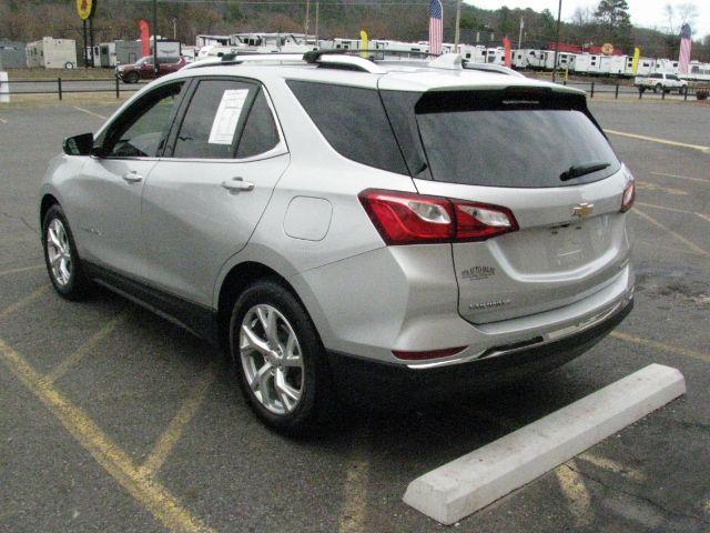2021 Silver Chevrolet Equinox FWD Premier (3GNAXNEV1MS) with an 1.5L I-4 gasoline direct injection engine, Automatic transmission, located at 2443 Albert Pike, Hot Springs, AR, 71913, (501) 623-6255, 34.492222, -93.109993 - Photo#2