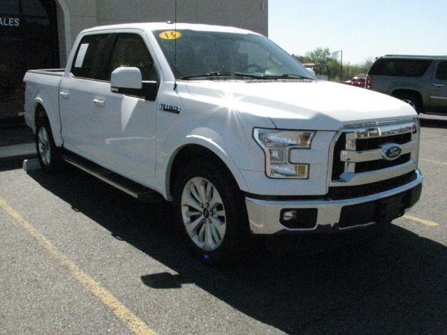 2015 White Ford F-150 LARIAT (1FTEW1CFXFK) with an 5L V-8 DOHC engine, Automatic transmission, located at 2443 Albert Pike, Hot Springs, AR, 71913, (501) 623-6255, 34.492222, -93.109993 - Photo#6