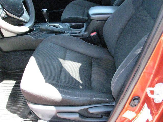 2015 Orange Toyota RAV4 XLE (JTMWFREV8FD) with an 2.5L I-4 DOHC engine, Automatic transmission, located at 2443 Albert Pike, Hot Springs, AR, 71913, (501) 623-6255, 34.492222, -93.109993 - Photo#8