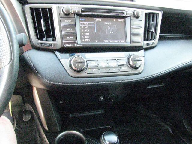 2015 Orange Toyota RAV4 XLE (JTMWFREV8FD) with an 2.5L I-4 DOHC engine, Automatic transmission, located at 2443 Albert Pike, Hot Springs, AR, 71913, (501) 623-6255, 34.492222, -93.109993 - Photo#9