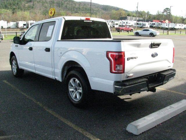 2015 White Ford F-150 XLT (1FTEW1C81FK) with an 3.5L V-6 DOHC engine, Automatic transmission, located at 2443 Albert Pike, Hot Springs, AR, 71913, (501) 623-6255, 34.492222, -93.109993 - Photo#4