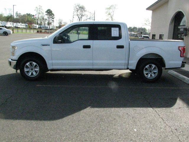 2015 White Ford F-150 XLT (1FTEW1C81FK) with an 3.5L V-6 DOHC engine, Automatic transmission, located at 2443 Albert Pike, Hot Springs, AR, 71913, (501) 623-6255, 34.492222, -93.109993 - Photo#5
