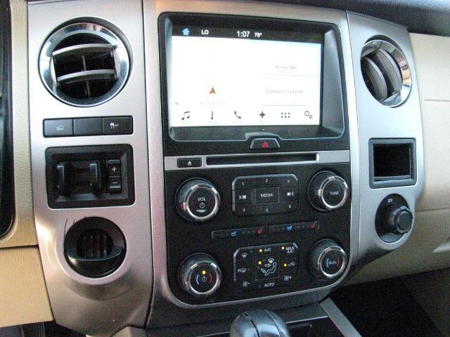 2016 White Ford Expedition EL XLT (1FMJK1HT6GE) with an EcoBoost 3.5L V-6 gasoline direct injection engine, Automatic transmission, located at 2443 Albert Pike, Hot Springs, AR, 71913, (501) 623-6255, 34.492222, -93.109993 - Photo#9