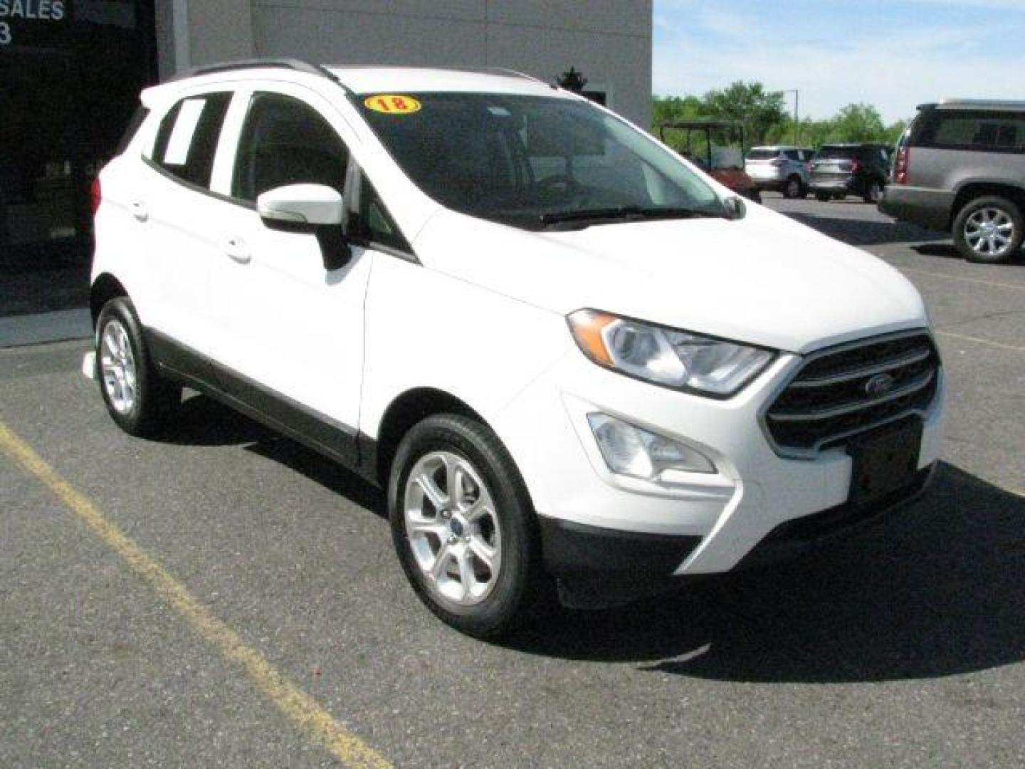2018 White Ford EcoSport SE (MAJ6P1UL1JC) with an 2L I-4 gasoline direct injection engine, Automatic transmission, located at 2443 Albert Pike, Hot Springs, AR, 71913, (501) 623-6255, 34.492222, -93.109993 - Photo#0