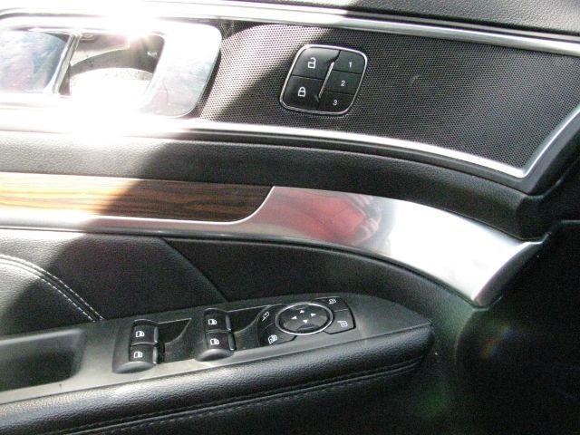 2017 Brown Ford Explorer Limited (1FM5K7F82HG) with an EcoBoost 2.3L I-4 gasoline direct injection engine, Automatic transmission, located at 2443 Albert Pike, Hot Springs, AR, 71913, (501) 623-6255, 34.492222, -93.109993 - Photo#10