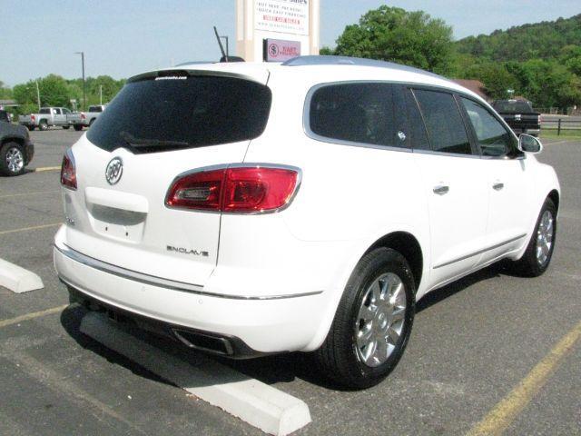 2016 White Buick Enclave Leather (5GAKRBKD7GJ) with an 3.6L V-6 gasoline direct injection engine, Automatic transmission, located at 2443 Albert Pike, Hot Springs, AR, 71913, (501) 623-6255, 34.492222, -93.109993 - Photo#2