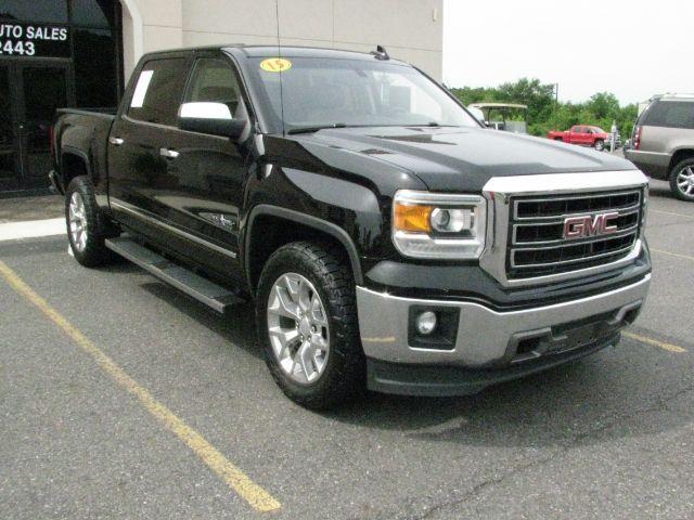 2015 Black GMC Sierra 1500 SLT (3GTP1VEC8FG) with an 5.3L engine, Automatic transmission, located at 2443 Albert Pike, Hot Springs, AR, 71913, (501) 623-6255, 34.492222, -93.109993 - Photo#0