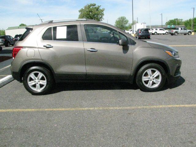 2020 Beige Chevrolet Trax FWD LT (KL7CJLSB8LB) with an ECOTEC 1.4L I-4 DOHC engine, Automatic transmission, located at 2443 Albert Pike, Hot Springs, AR, 71913, (501) 623-6255, 34.492222, -93.109993 - Photo#1