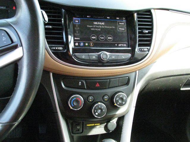 2020 Beige Chevrolet Trax FWD LT (KL7CJLSB8LB) with an ECOTEC 1.4L I-4 DOHC engine, Automatic transmission, located at 2443 Albert Pike, Hot Springs, AR, 71913, (501) 623-6255, 34.492222, -93.109993 - Photo#9