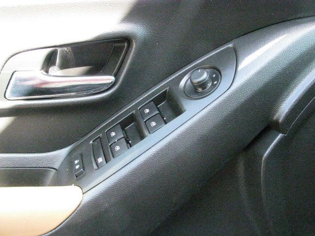 2020 Beige Chevrolet Trax FWD LT (KL7CJLSB8LB) with an ECOTEC 1.4L I-4 DOHC engine, Automatic transmission, located at 2443 Albert Pike, Hot Springs, AR, 71913, (501) 623-6255, 34.492222, -93.109993 - Photo#10
