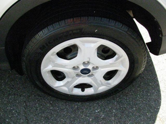 2018 Silver Ford Escape S (1FMCU0F74JU) with an Duratec 2.5L I-4 DOHC engine, Automatic transmission, located at 2443 Albert Pike, Hot Springs, AR, 71913, (501) 623-6255, 34.492222, -93.109993 - Photo#6