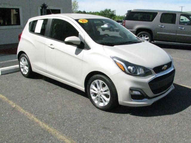 2020 Creme Chevrolet Spark FWD 1LT Automatic (KL8CD6SA9LC) with an 1.4L I-4 DOHC engine, Automatic transmission, located at 2443 Albert Pike, Hot Springs, AR, 71913, (501) 623-6255, 34.492222, -93.109993 - Photo#0