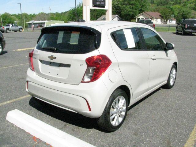 2020 Creme Chevrolet Spark FWD 1LT Automatic (KL8CD6SA9LC) with an 1.4L I-4 DOHC engine, Automatic transmission, located at 2443 Albert Pike, Hot Springs, AR, 71913, (501) 623-6255, 34.492222, -93.109993 - Photo#2