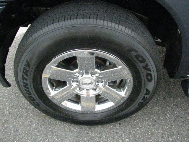 2013 Gray Nissan Titan SV (1N6BA0EC2DN) with an Endurance 5.6L V-8 DOHC engine, Automatic transmission, located at 2443 Albert Pike, Hot Springs, AR, 71913, (501) 623-6255, 34.492222, -93.109993 - Photo#6