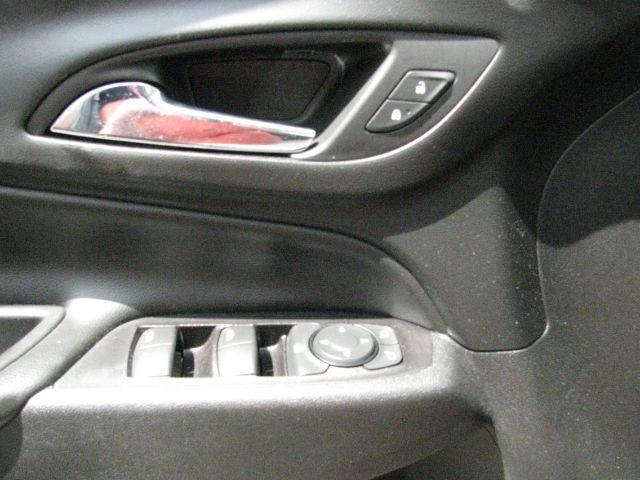 2019 Brown Chevrolet Equinox LT (2GNAXKEV7K6) with an 1.5L I-4 gasoline direct injection engine, Automatic transmission, located at 2443 Albert Pike, Hot Springs, AR, 71913, (501) 623-6255, 34.492222, -93.109993 - Photo#10