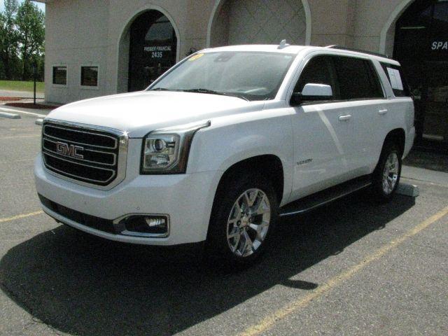 2016 White GMC Yukon SLT (1GKS1BKC9GR) with an EcoTec3 5.3L V-8 gasoline direct injection engine, Automatic transmission, located at 2443 Albert Pike, Hot Springs, AR, 71913, (501) 623-6255, 34.492222, -93.109993 - Photo#5