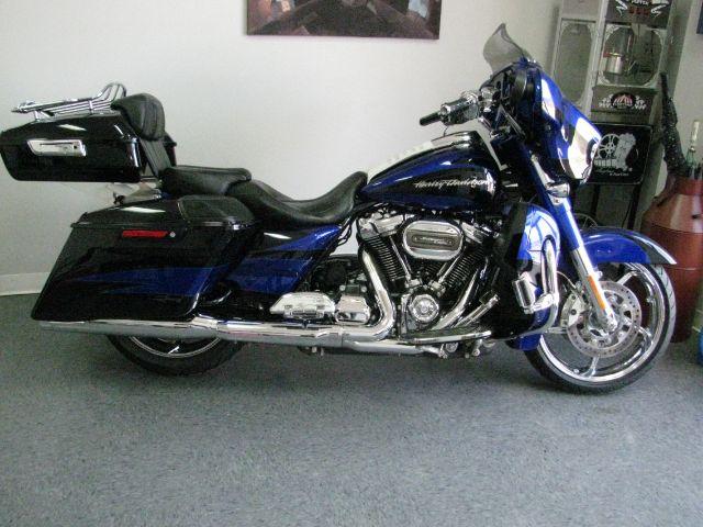 2017 Harley-Davidson CVO Street Glide CVO