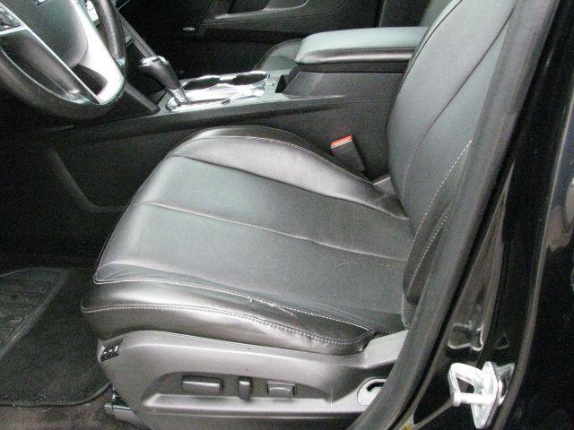 2016 Black GMC Terrain Denali (2GKFLVE32G6) with an 3.6L V-6 gasoline direct injection engine, Automatic transmission, located at 2443 Albert Pike, Hot Springs, AR, 71913, (501) 623-6255, 34.492222, -93.109993 - Photo#8