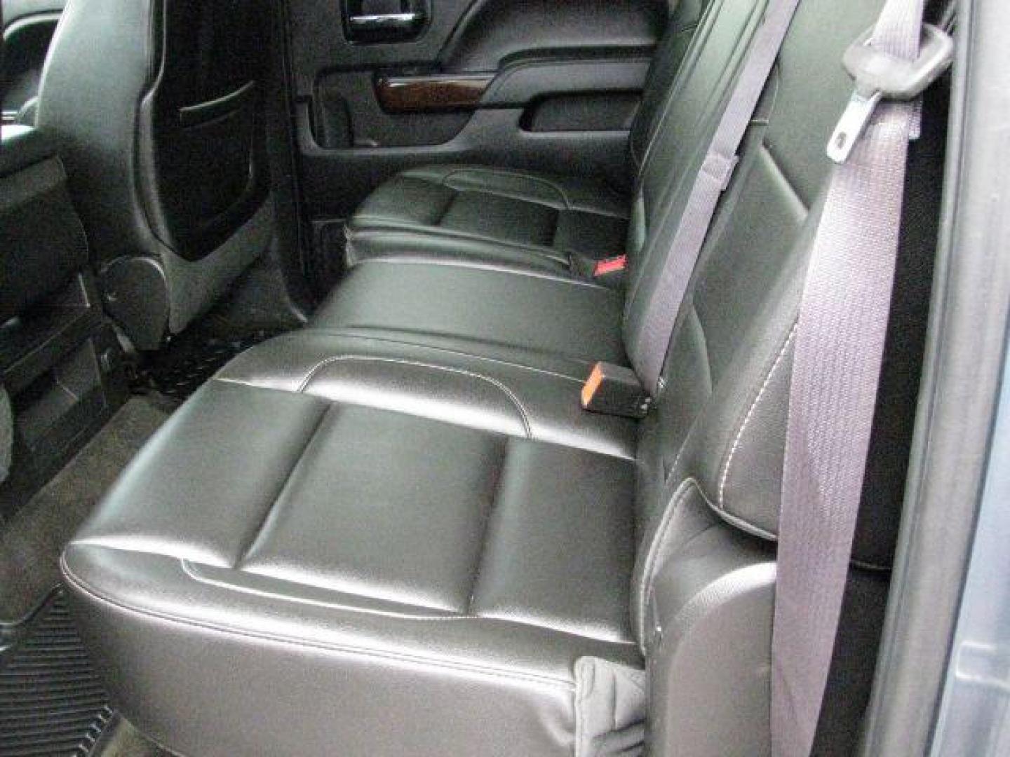 2014 Gray GMC Sierra 1500 SLE (3GTU2UEC6EG) with an EcoTec3 5.3L V-8 gasoline direct injection engine, Automatic transmission, located at 2443 Albert Pike, Hot Springs, AR, 71913, (501) 623-6255, 34.492222, -93.109993 - Photo#8