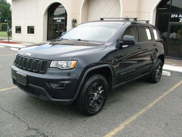 2018 Blue Jeep Grand Cherokee Laredo E 4x2 (1C4RJEAG2JC) with an Pentastar 3.6L V-6 DOHC engine, Automatic transmission, located at 2443 Albert Pike, Hot Springs, AR, 71913, (501) 623-6255, 34.492222, -93.109993- Photo#0