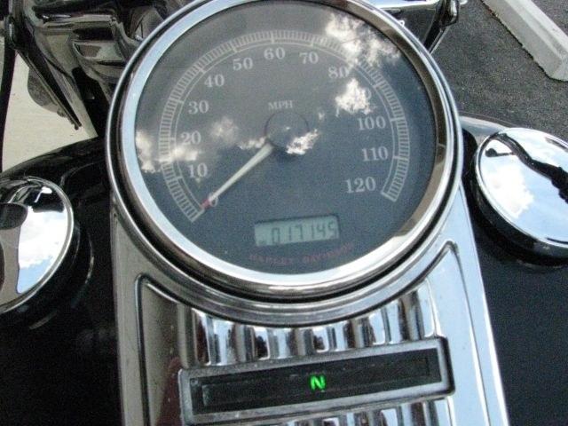 2010 Black Harley-Davidson Road King Classic Road King (1HD1FR411AB) with an 1584cc engine, Manual transmission, located at 2443 Albert Pike, Hot Springs, AR, 71913, (501) 623-6255, 34.492222, -93.109993- Photo#5