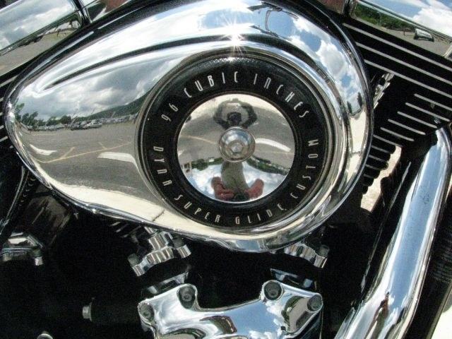 2010 Black Harley-Davidson Dyna Super Glide Custom Dyna Super Glide (1HD1GV419AC) with an 1584cc engine, Manual transmission, located at 2443 Albert Pike, Hot Springs, AR, 71913, (501) 623-6255, 34.492222, -93.109993- Photo#6
