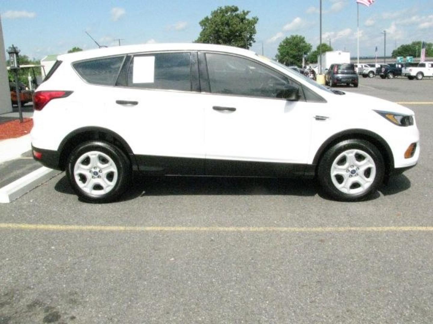 2019 White Ford Escape S (1FMCU0F78KU) with an Duratec 2.5L I-4 DOHC engine, Automatic transmission, located at 2443 Albert Pike, Hot Springs, AR, 71913, (501) 623-6255, 34.492222, -93.109993- Photo#1