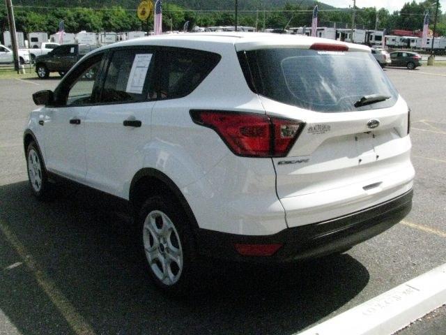 2019 White Ford Escape S (1FMCU0F78KU) with an Duratec 2.5L I-4 DOHC engine, Automatic transmission, located at 2443 Albert Pike, Hot Springs, AR, 71913, (501) 623-6255, 34.492222, -93.109993- Photo#3