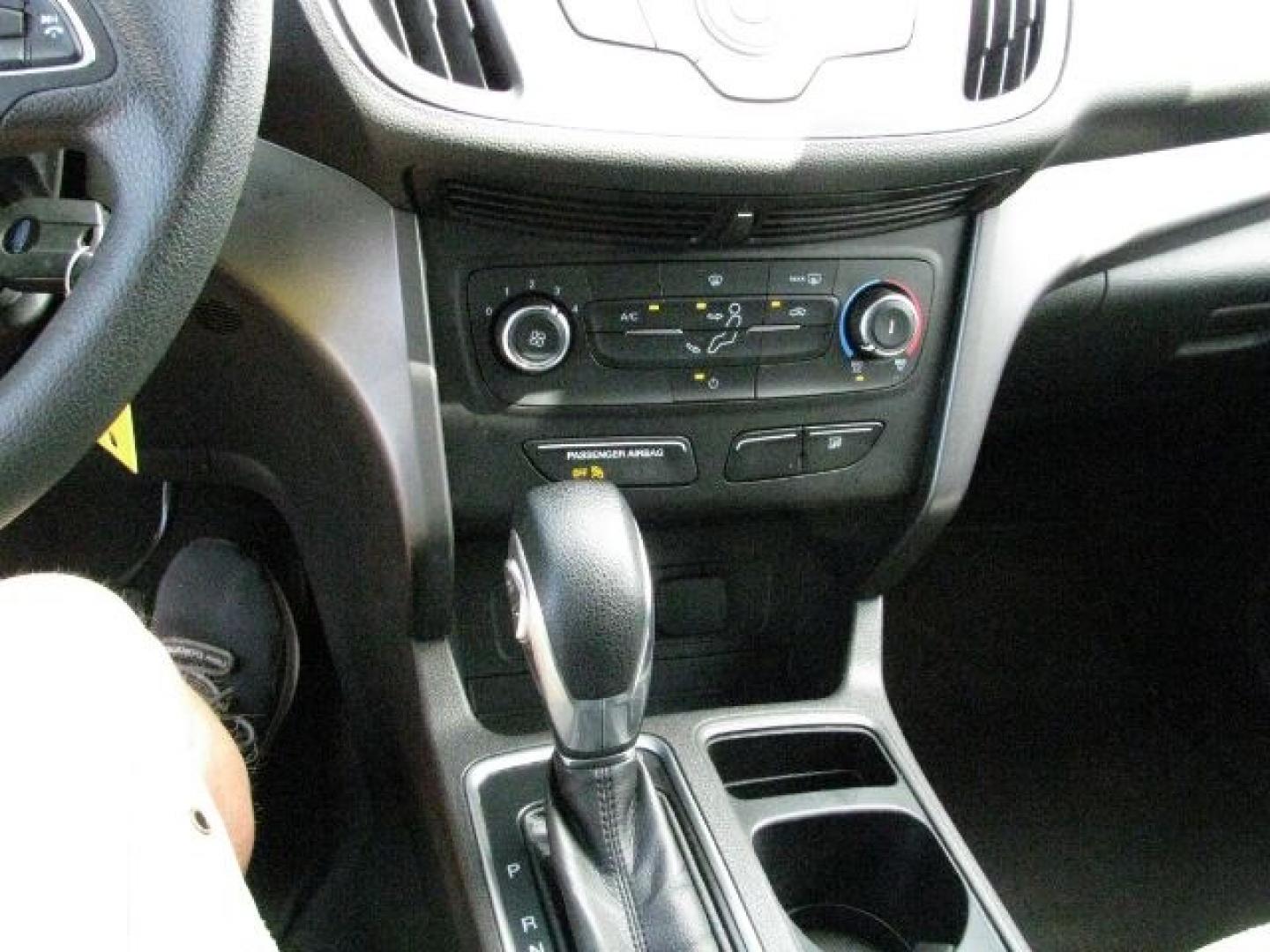 2019 White Ford Escape S (1FMCU0F78KU) with an Duratec 2.5L I-4 DOHC engine, Automatic transmission, located at 2443 Albert Pike, Hot Springs, AR, 71913, (501) 623-6255, 34.492222, -93.109993- Photo#9