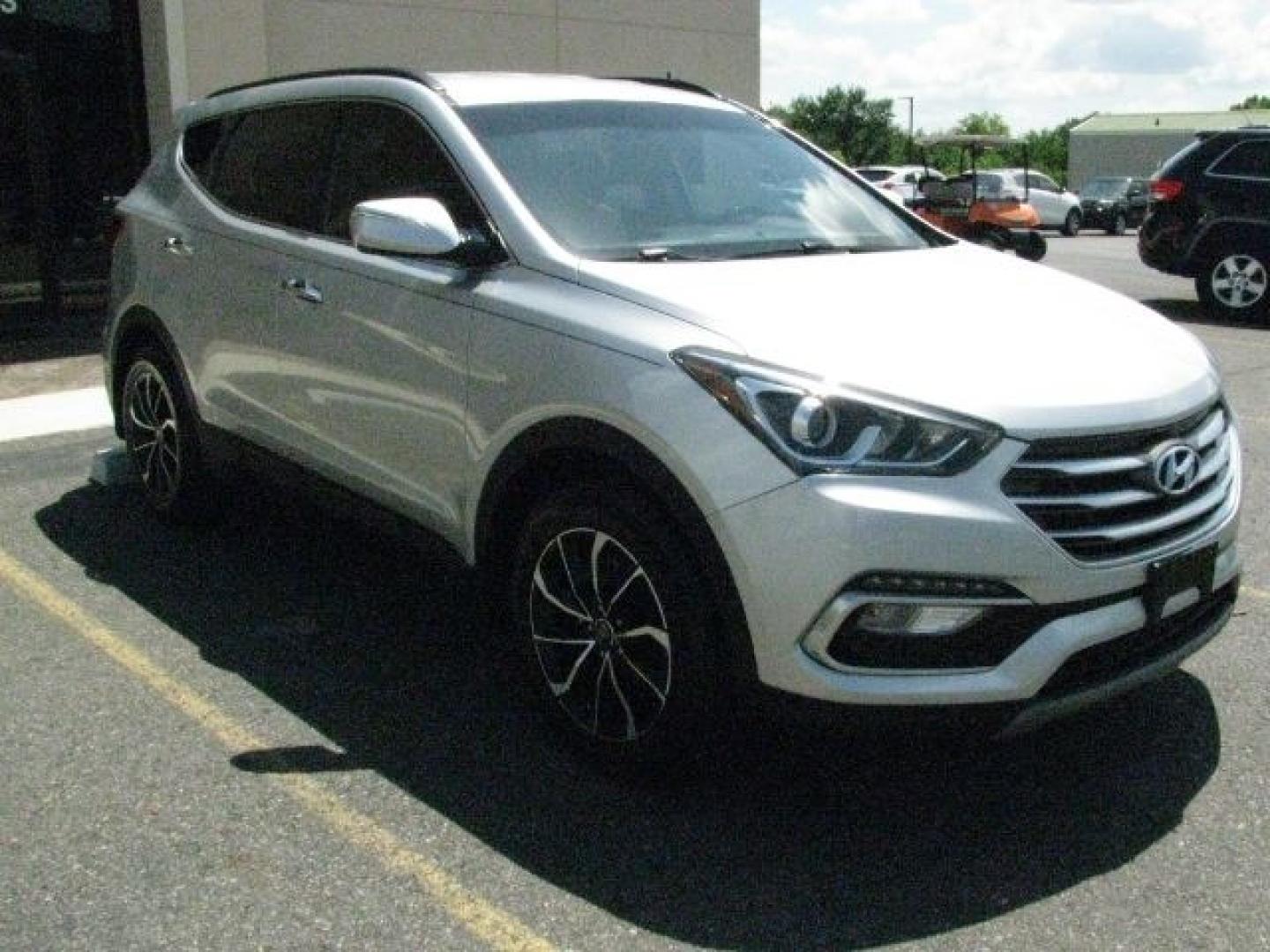 2018 Silver Hyundai Santa Fe Sport 2.0T (5XYZU4LAXJG) with an Theta II 2L I-4 gasoline direct injection engine, Automatic transmission, located at 2443 Albert Pike, Hot Springs, AR, 71913, (501) 623-6255, 34.492222, -93.109993- Photo#5