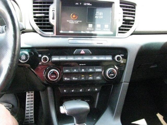 2017 White Kia Sportage SX Turbo (KNDPR3A64H7) with an 2L I-4 gasoline direct injection engine, Automatic transmission, located at 2443 Albert Pike, Hot Springs, AR, 71913, (501) 623-6255, 34.492222, -93.109993- Photo#9