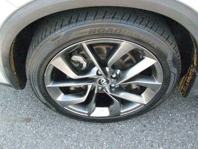 2019 Silver INFINITI QX50 ESSENTIAL (3PCAJ5M35KF) with an VC-Turbo 2L I-4 port/direct injection engine, CVT transmission, located at 2443 Albert Pike, Hot Springs, AR, 71913, (501) 623-6255, 34.492222, -93.109993- Photo#6