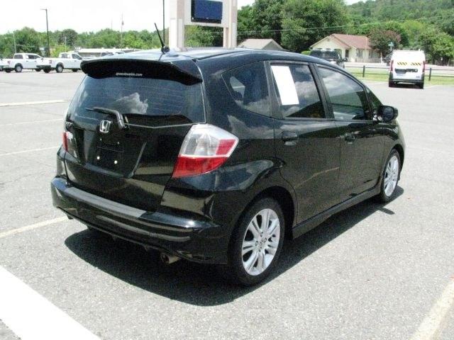 2010 Black Honda Fit Sport (JHMGE8H4XAS) with an 1.5L I-4 i-VTEC variable valve control engine, Automatic transmission, located at 2443 Albert Pike, Hot Springs, AR, 71913, (501) 623-6255, 34.492222, -93.109993- Photo#2