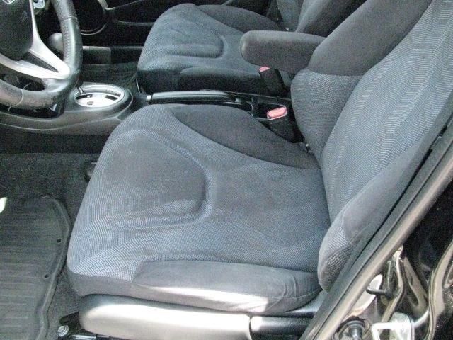 2010 Black Honda Fit Sport (JHMGE8H4XAS) with an 1.5L I-4 i-VTEC variable valve control engine, Automatic transmission, located at 2443 Albert Pike, Hot Springs, AR, 71913, (501) 623-6255, 34.492222, -93.109993- Photo#8